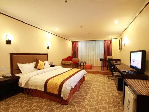 Zhuhai Jin Yu Hotel Джухай Екстериор снимка